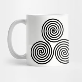 Triple Spiral Celtic Optical Mug